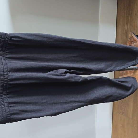 NWT Vuori All Day Romper In Black Size Small - Picture 9 of 9